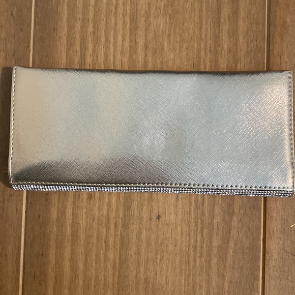 Sparkling Evening Clutch - Picture 2 of 3